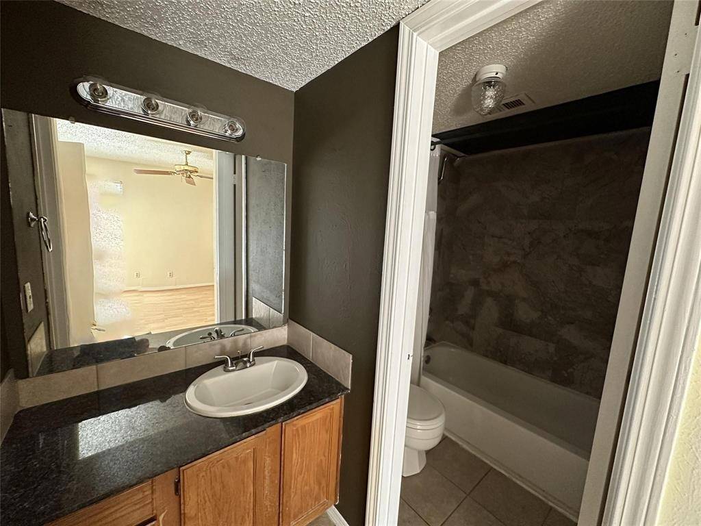 18333 Roehampton Drive #223, Dallas, TX 75252