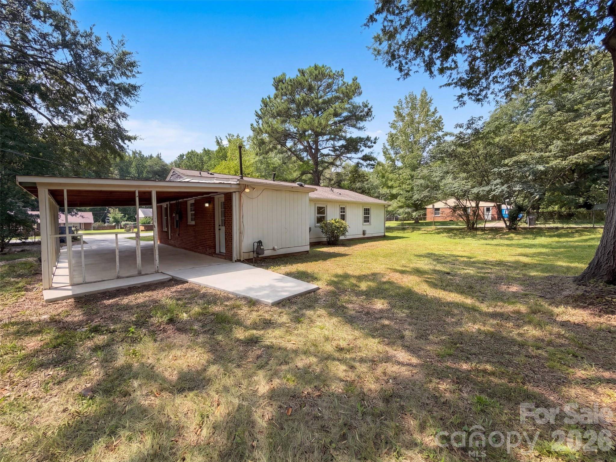 728 Milan RD E, Charlotte, NC 28216