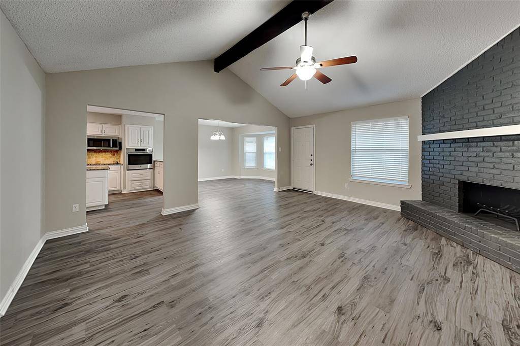 6908 Briardale Drive, North Richland Hills, TX 76182
