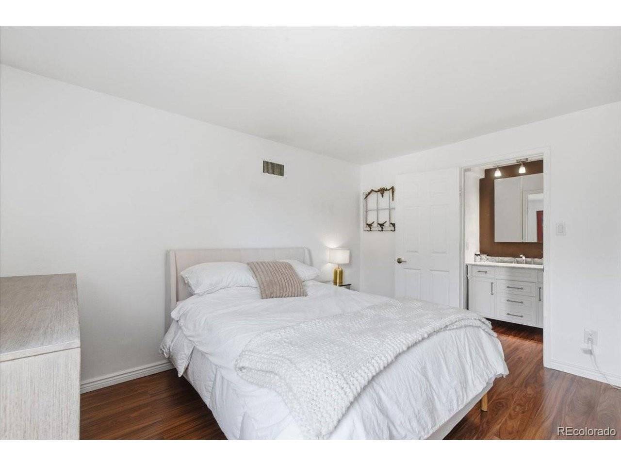2 Adams #606, Denver, CO 80206