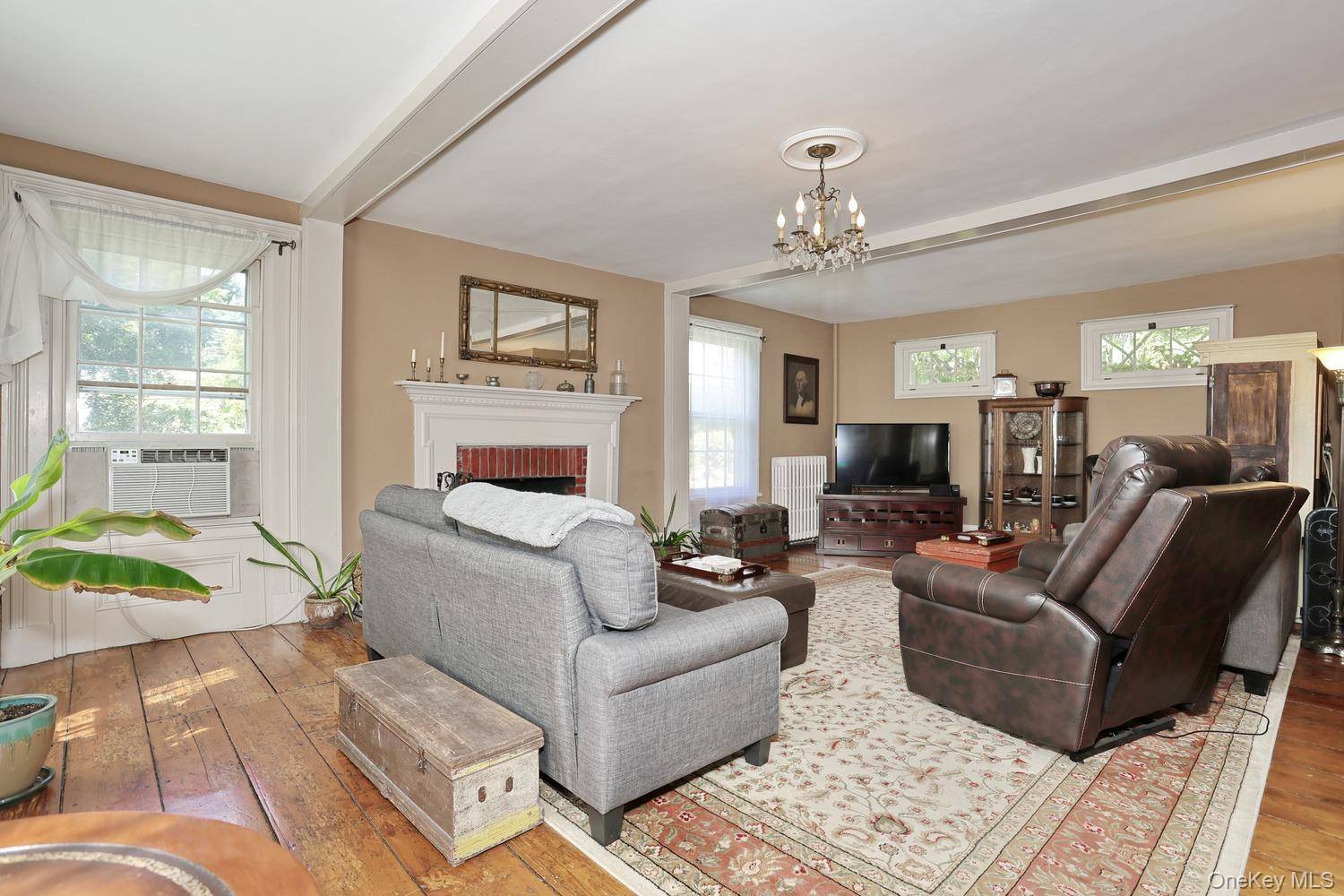 48 Cricketown RD, Stony Point, NY 10980