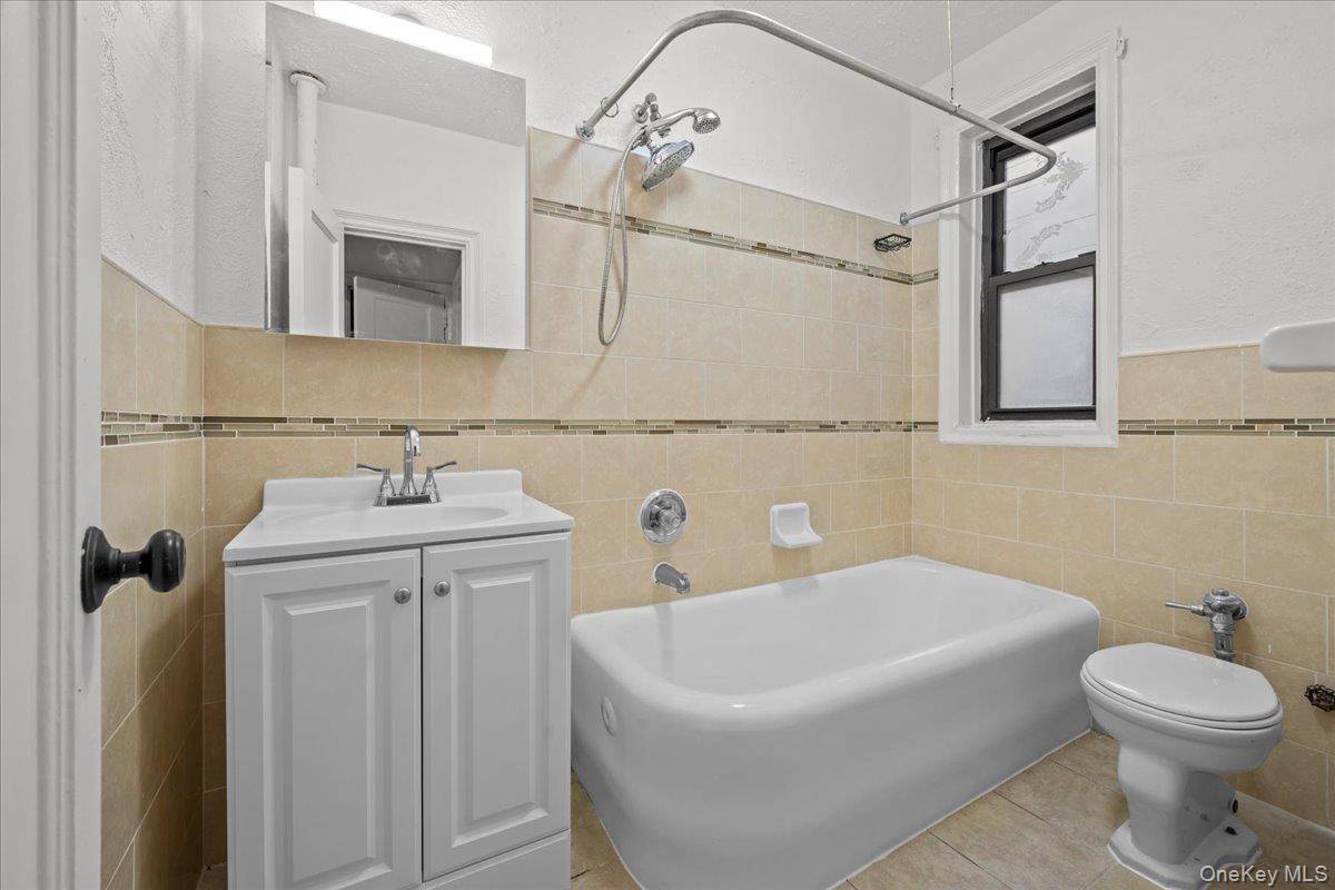 20 William ST #4F, Mount Vernon, NY 10552