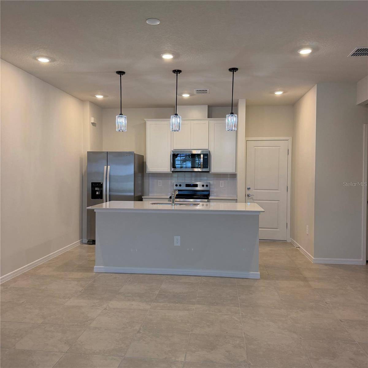 2275 SOUTHBURY DR, Kissimmee, FL 34744