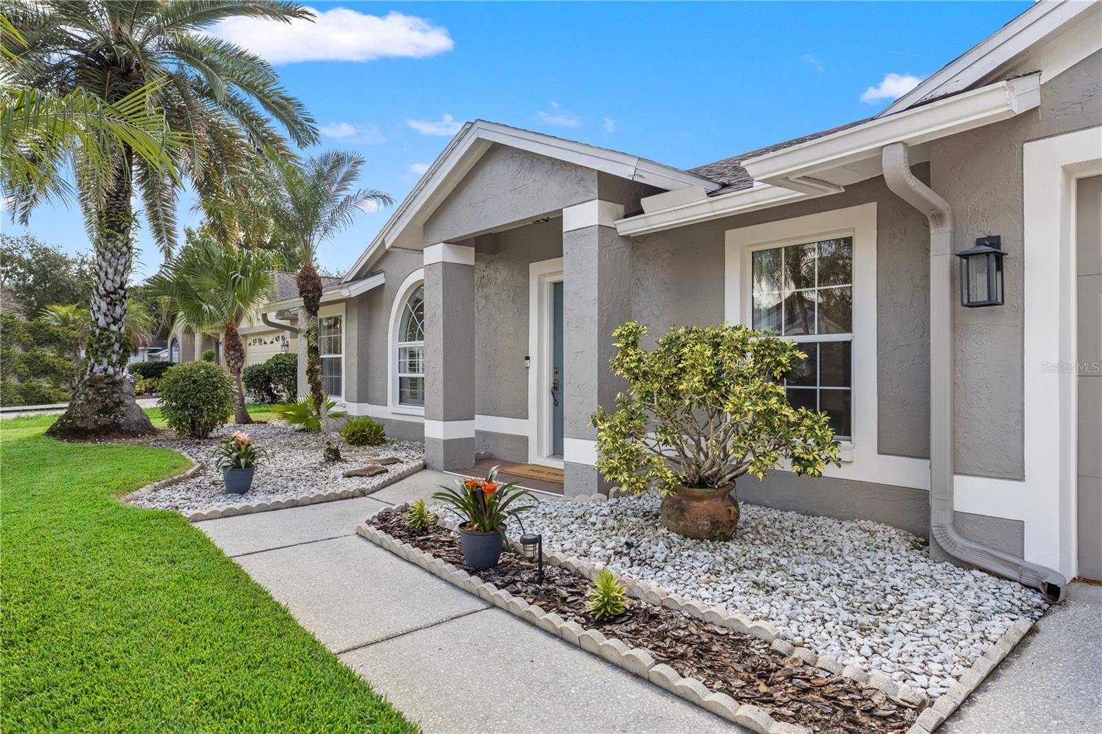 9211 MILL CIR, Tampa, FL 33647