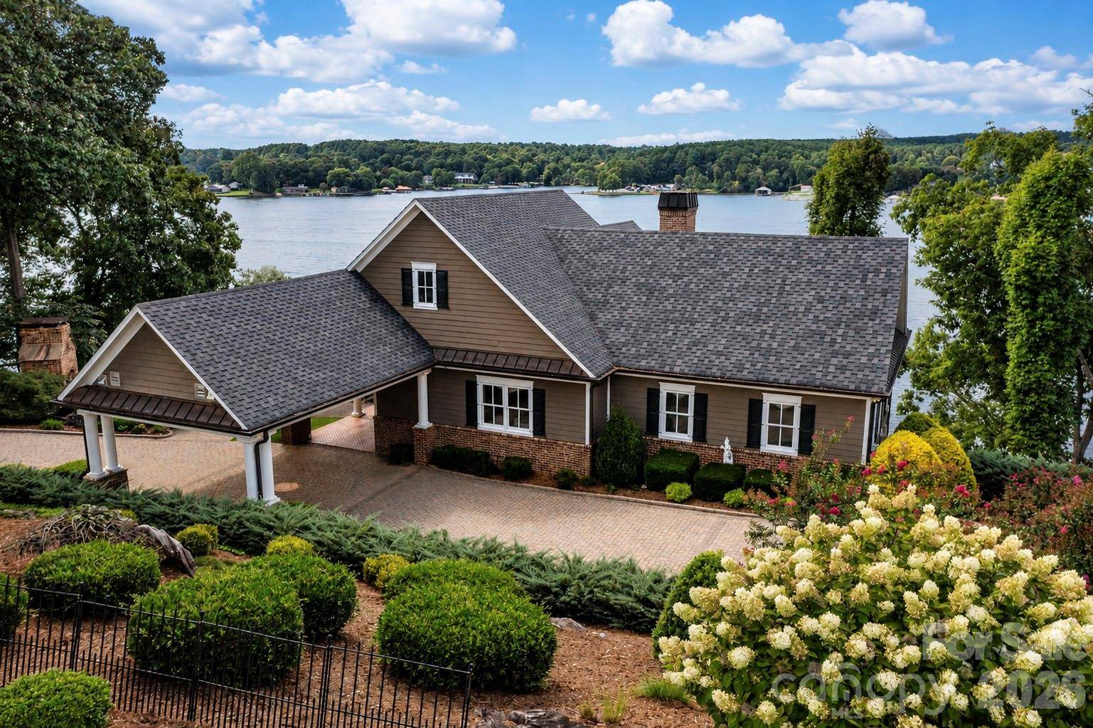 4023 8th Street CT NW, Hickory, NC 28601