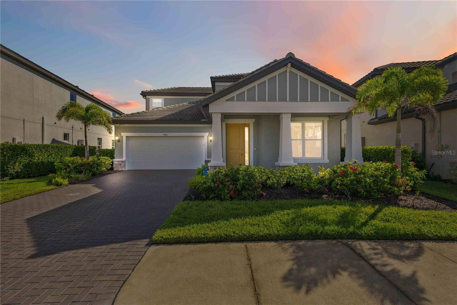 4745 ANTRIM DR, Sarasota, FL 34240