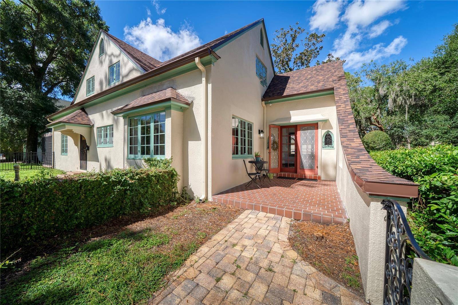 1216 GOLDEN LN, Orlando, FL 32804