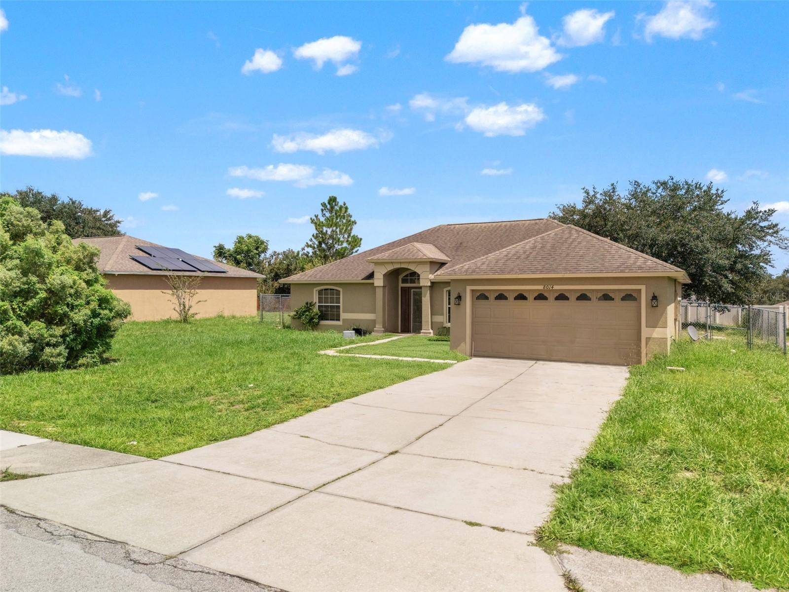 8014 CARDINAL WINDS LN, Mascotte, FL 34753
