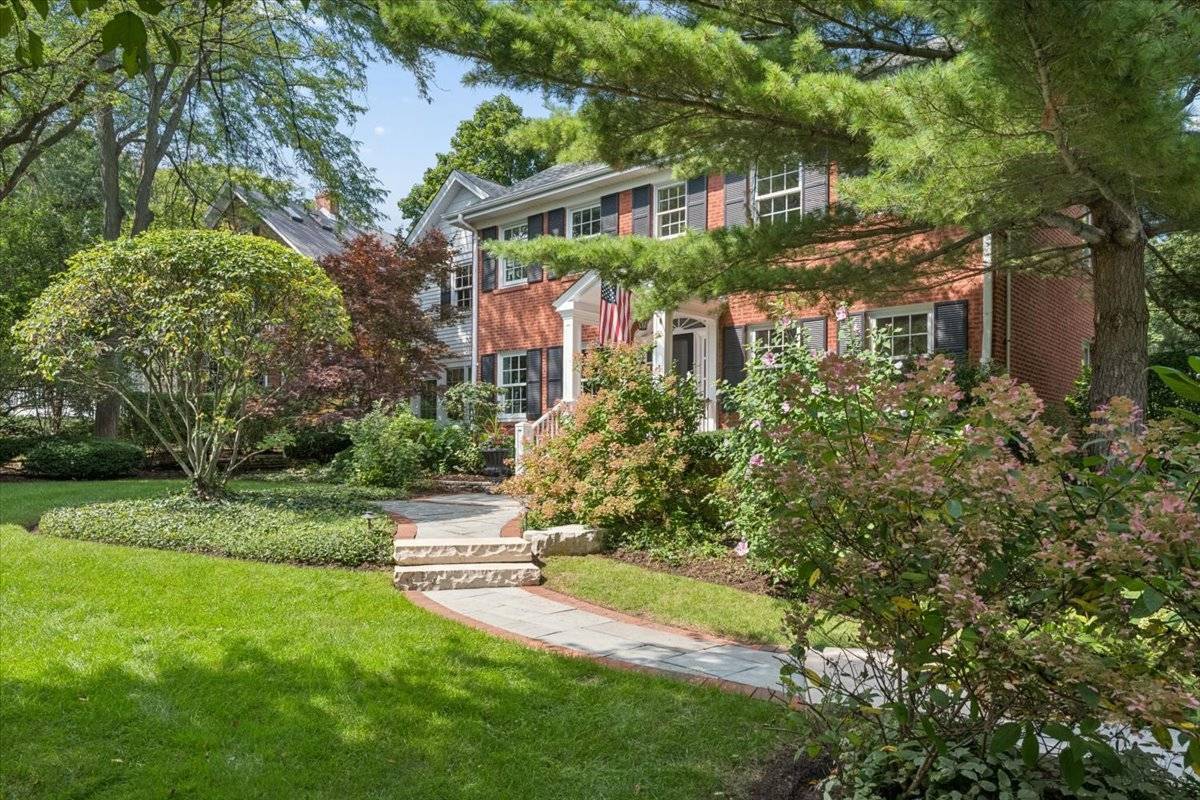 579 Hill TER, Winnetka, IL 60093