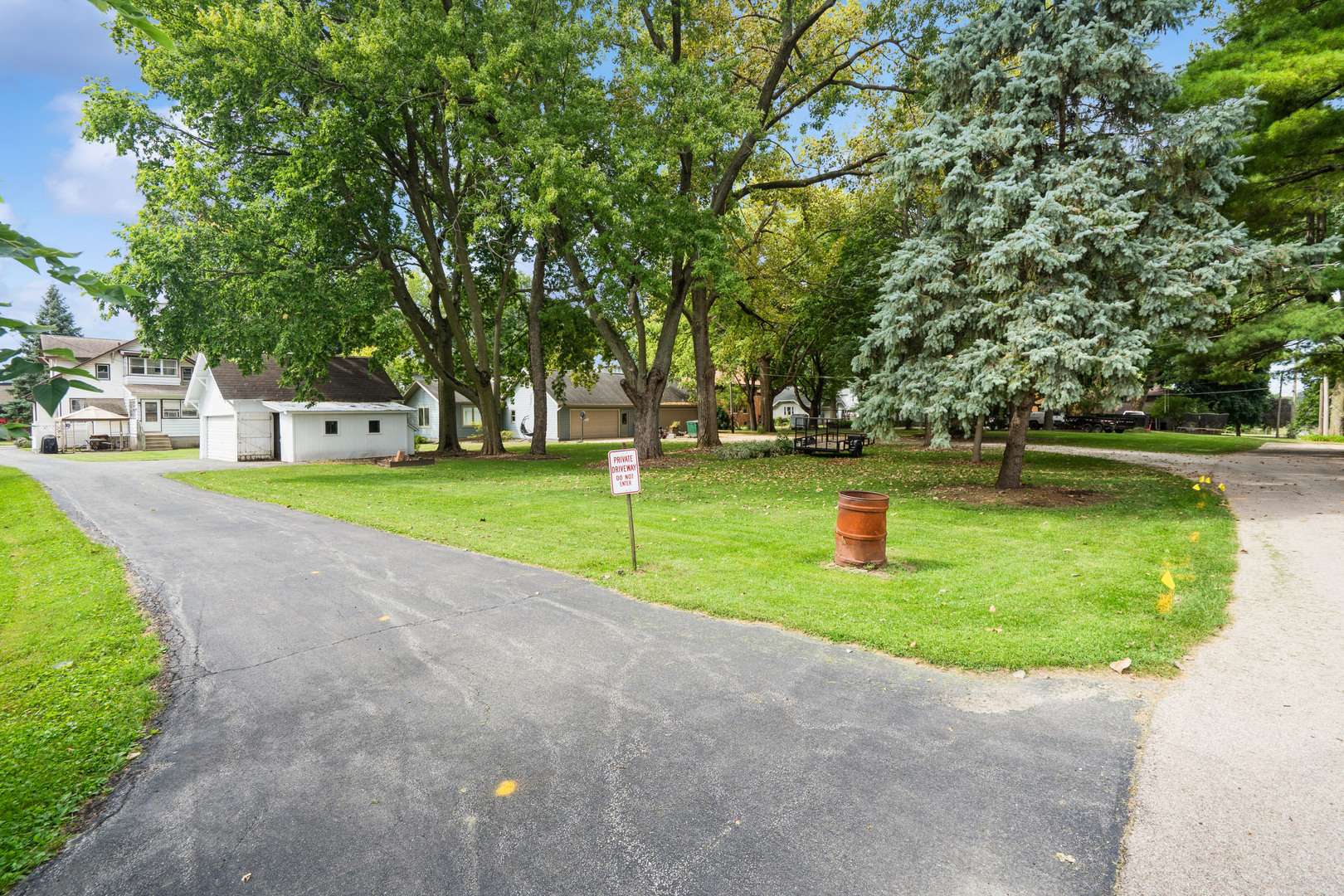 318 W 3rd ST, Prophetstown, IL 61277