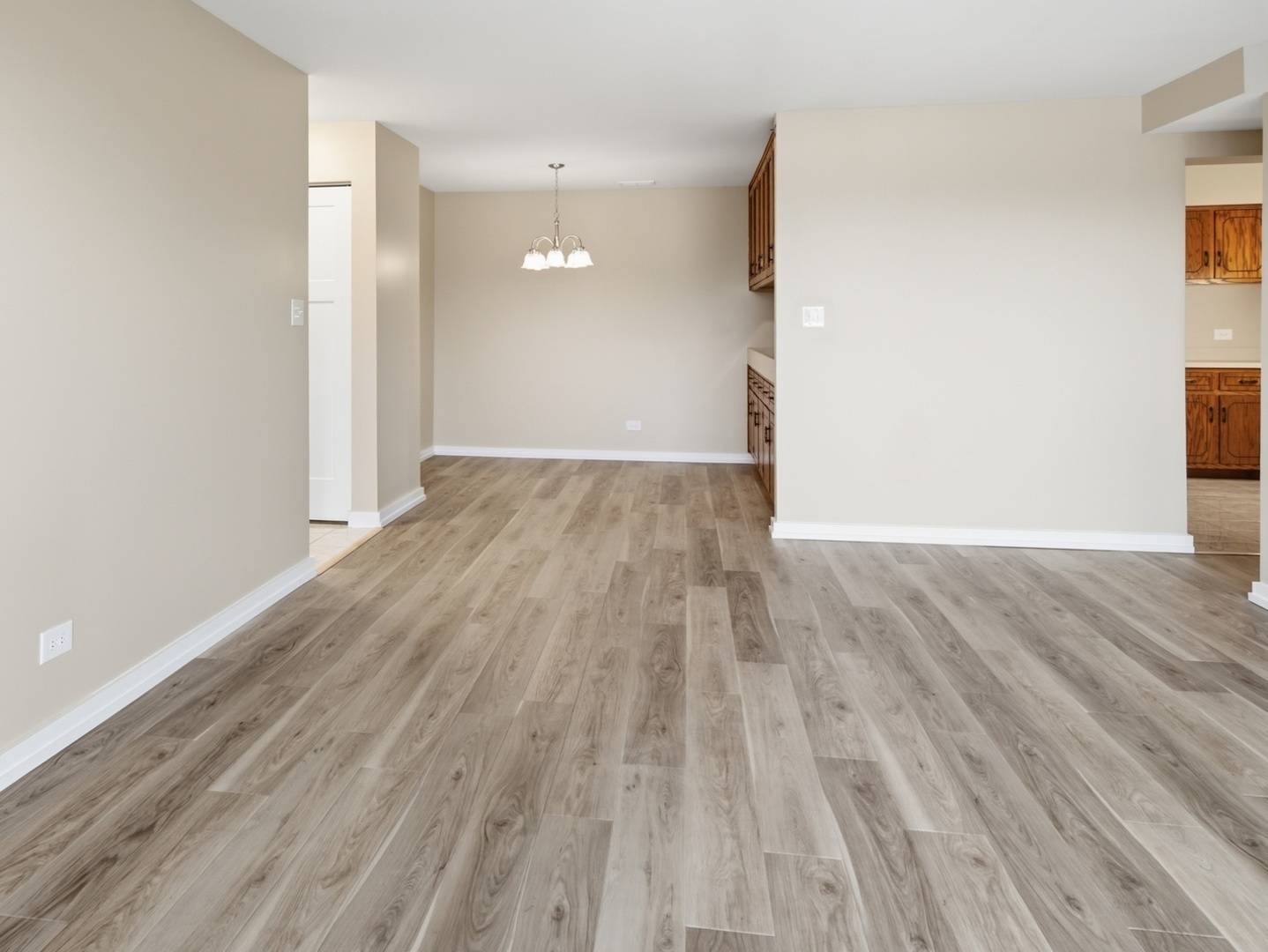 10420 Circle DR #48B, Oak Lawn, IL 60453