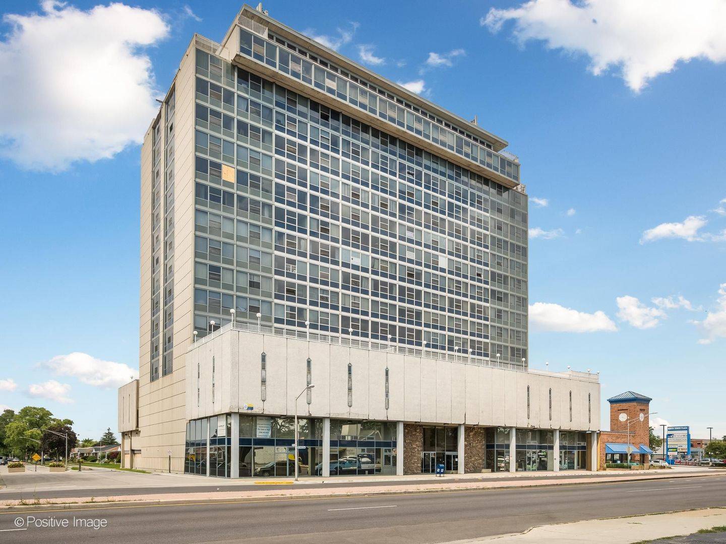 7234 W North AVE #610, Elmwood Park, IL 60707