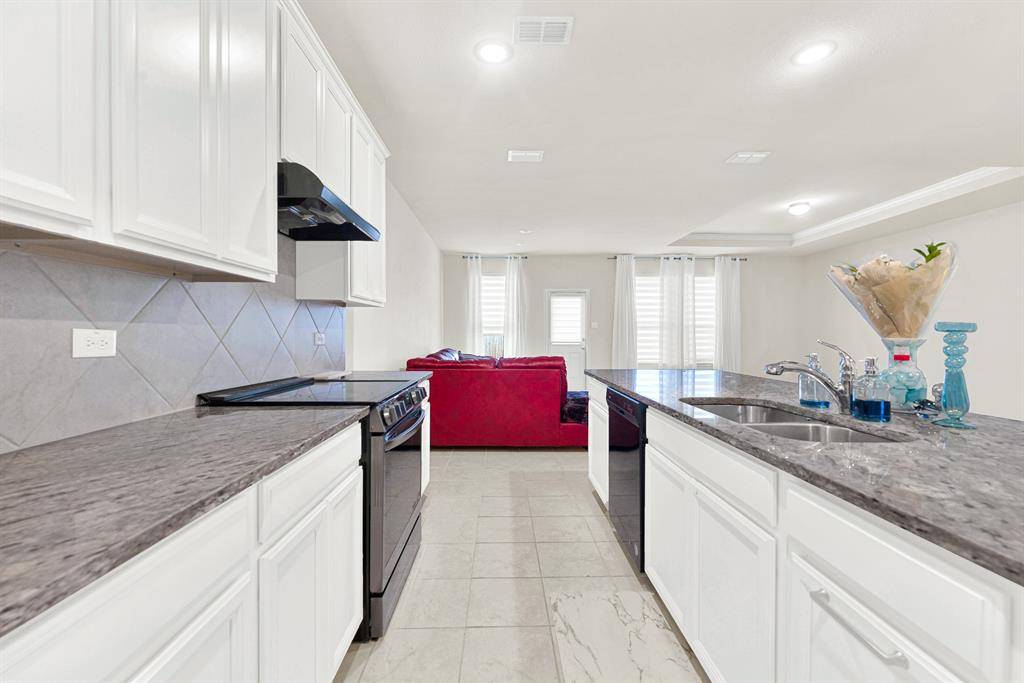 1020 Voca Drive, Forney, TX 75126