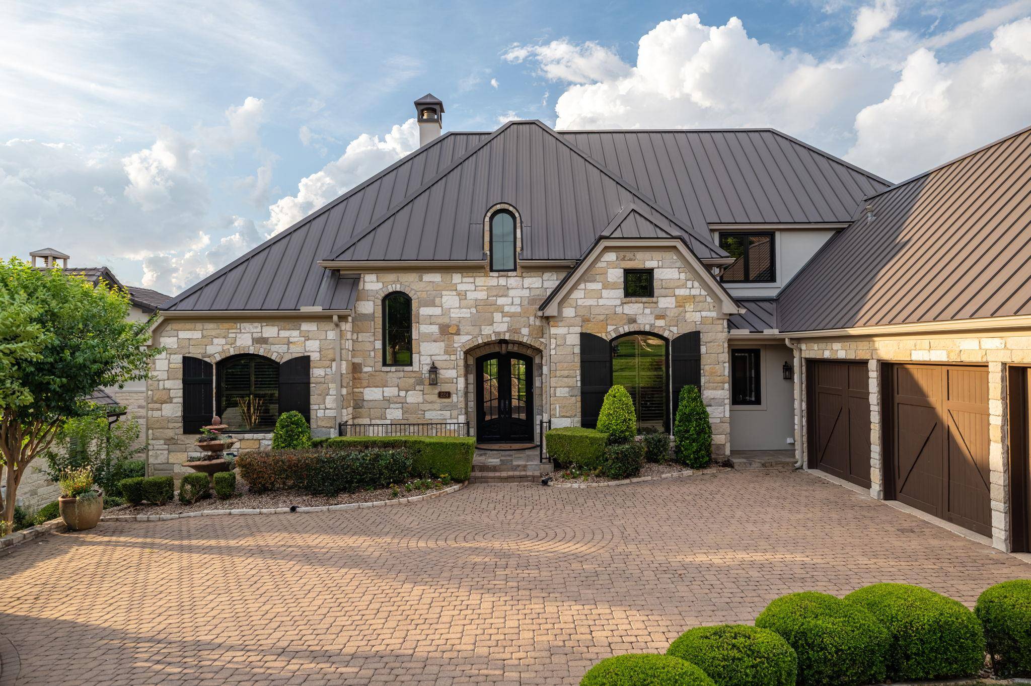 224 Golden Bear DR, Austin, TX 78738