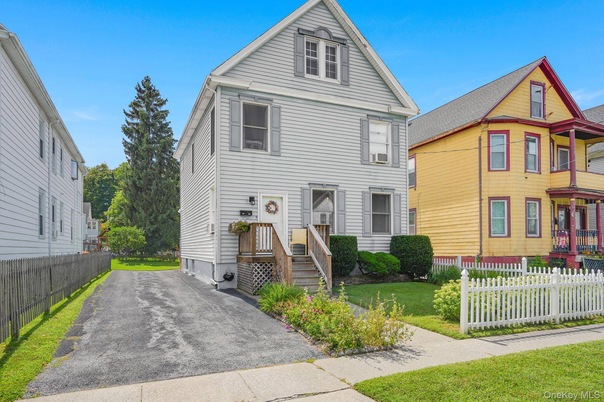 25 Taylor AVE, Poughkeepsie, NY 12601