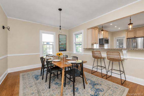 64 Tooker AVE, Oyster Bay, NY 11771