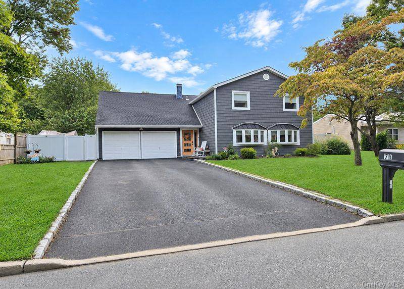 76 Corbin AVE, Patchogue, NY 11772