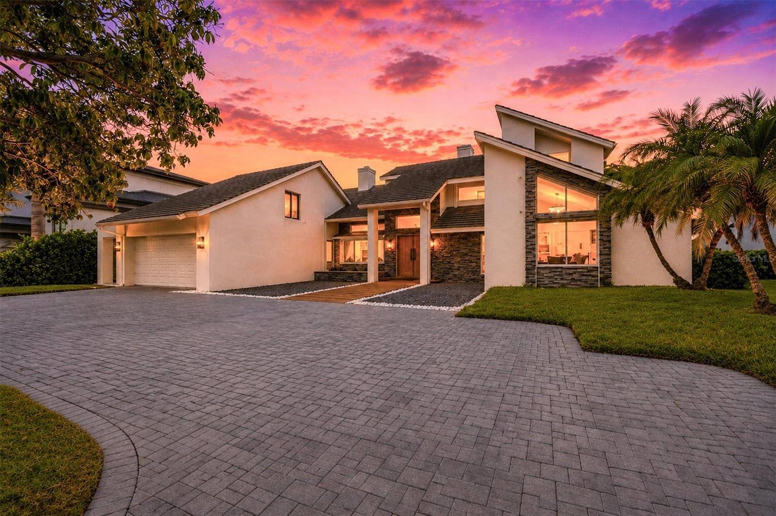 216 BIRD KEY DR, Sarasota, FL 34236