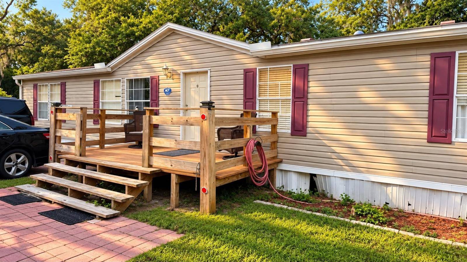 1735 OAKLAND RD E, Lakeland, FL 33801