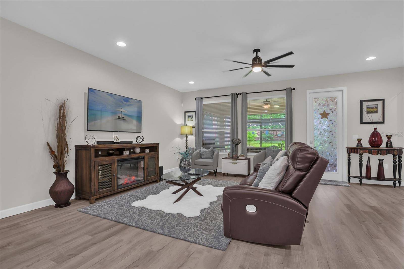 1456 SOURWOOD DR, Ocoee, FL 34761