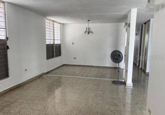 11 BATAVIA, Bayamon, PR 00956