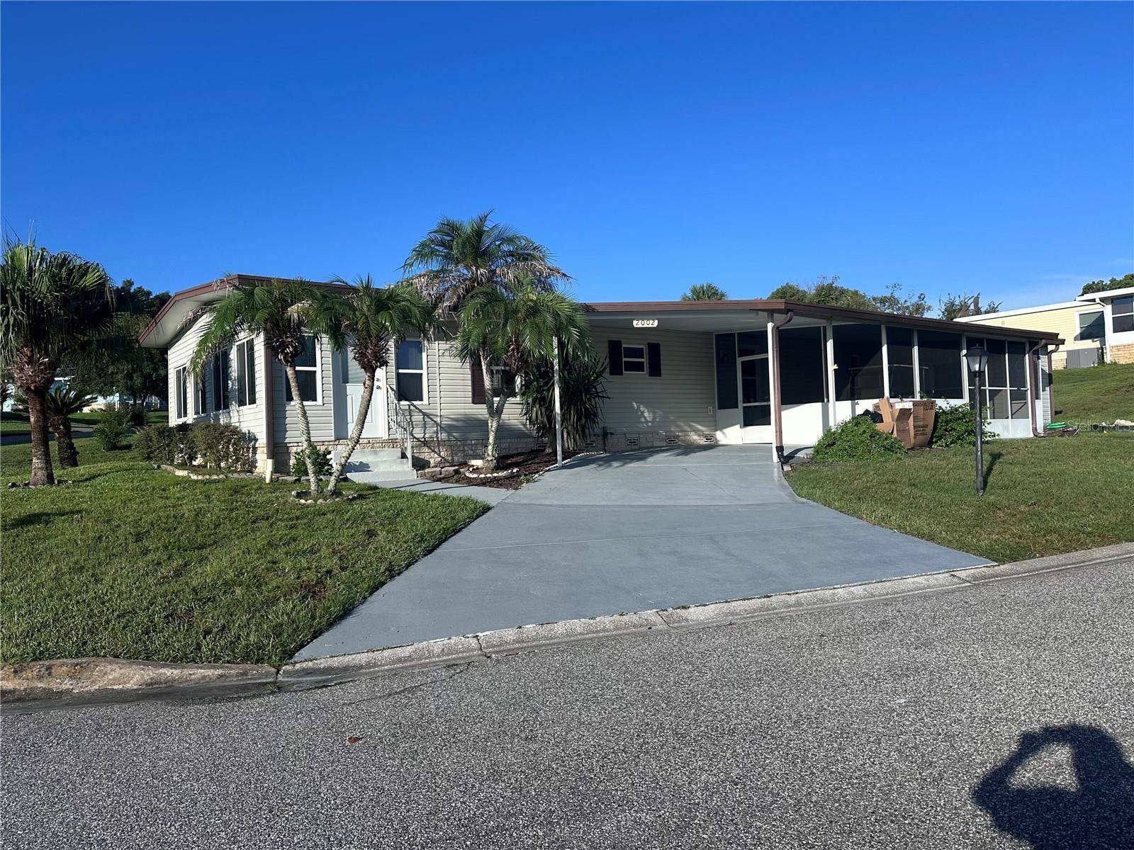 2002 LIVE OAK LN #14, Zellwood, FL 32798