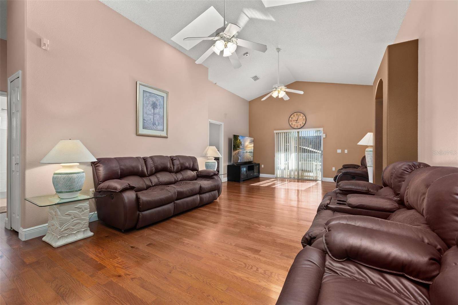 1612 OAK HILL TRL, Kissimmee, FL 34747