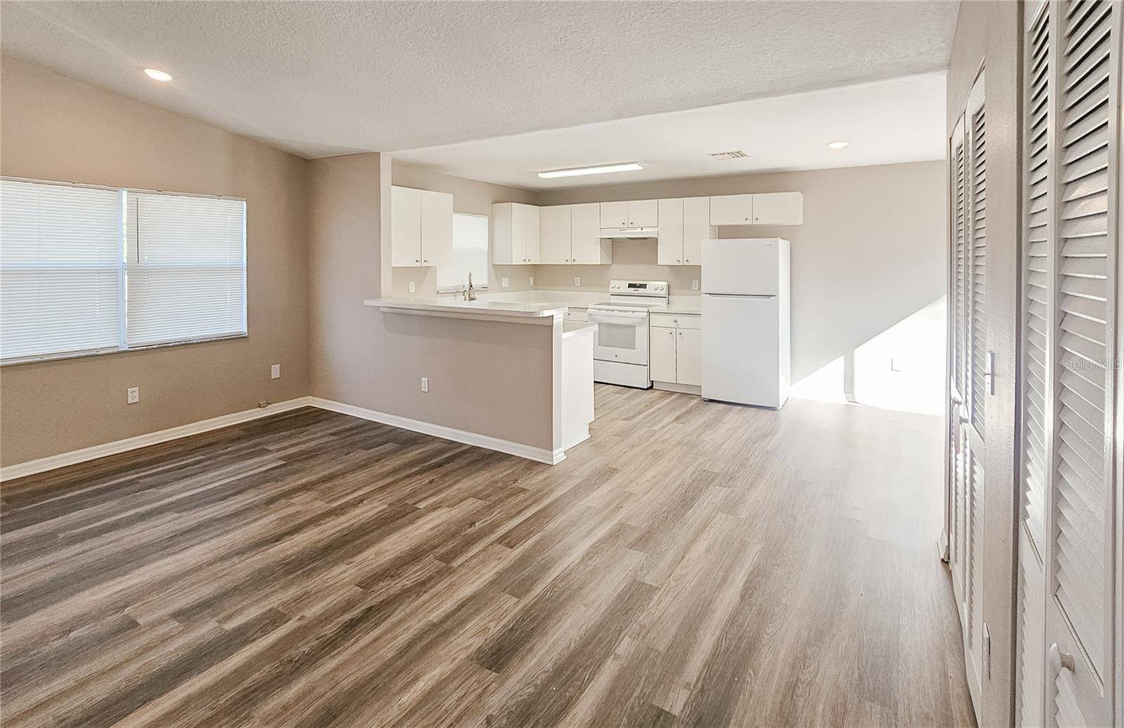 1013 E ESKIMO AVE, Tampa, FL 33604