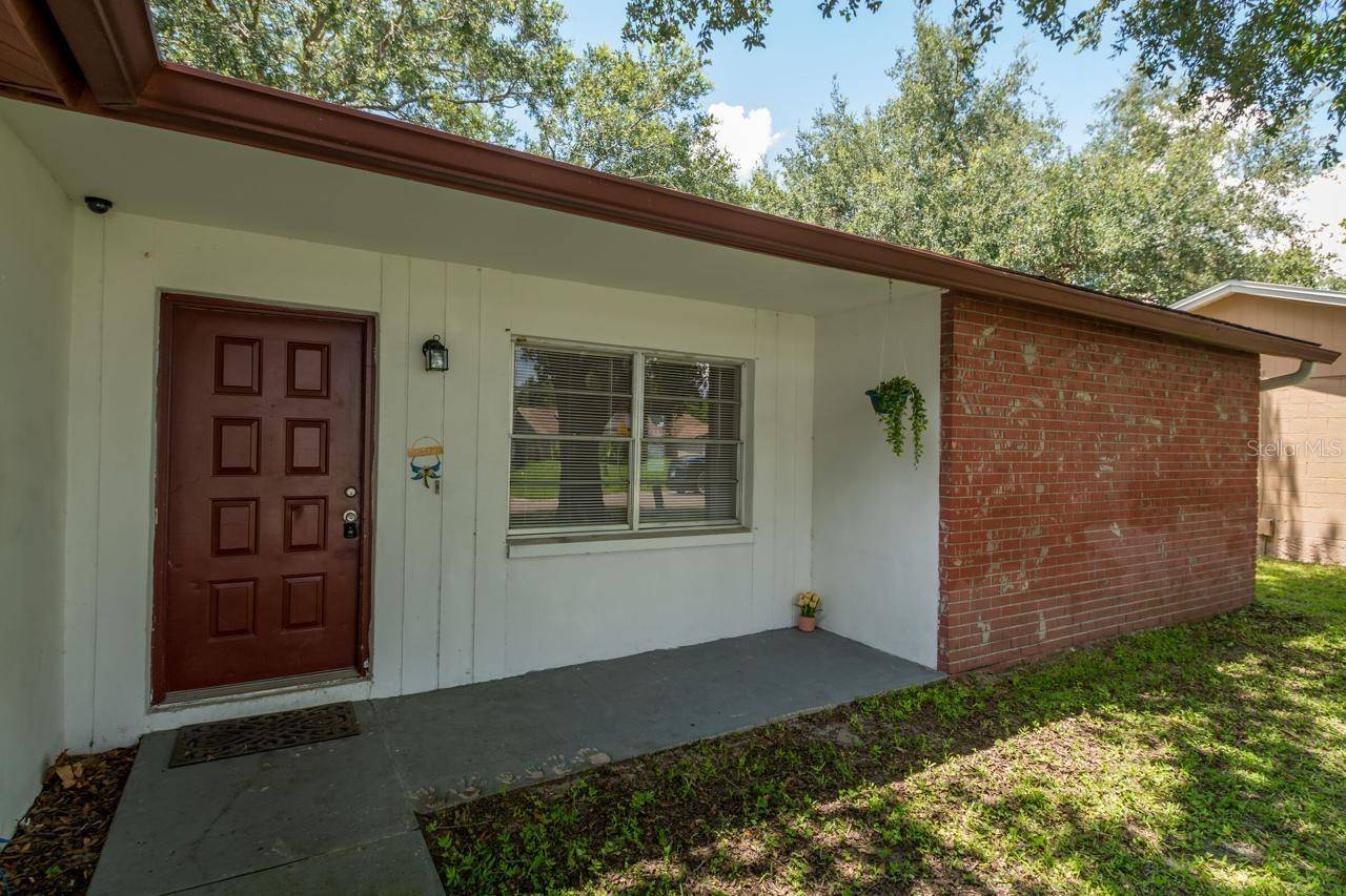 1074 BRIDLEWOOD WAY, Brandon, FL 33511