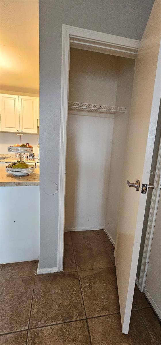 1400 GANDY BLVD N #512, St Petersburg, FL 33702
