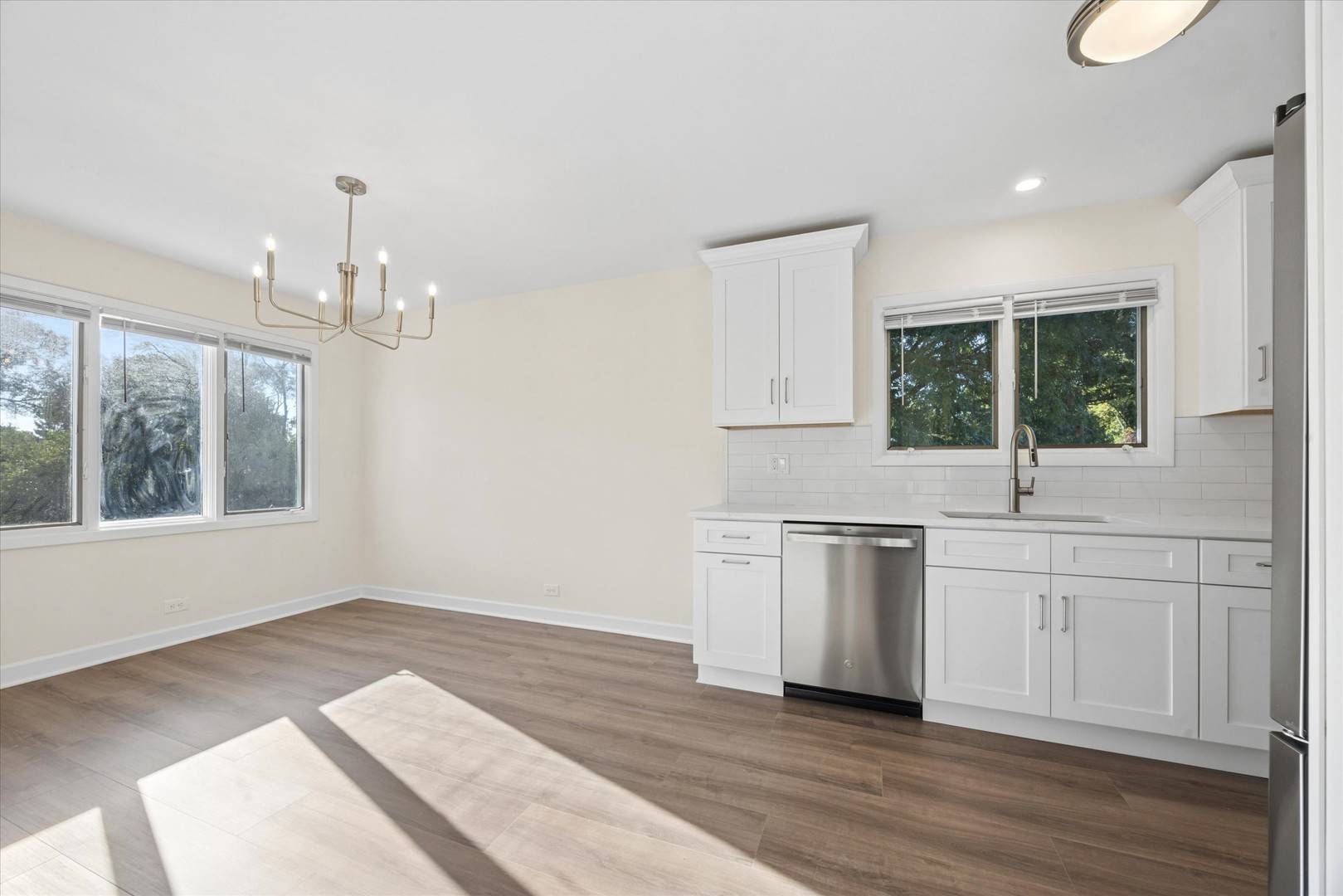 801 Barnsdale RD #2, La Grange Park, IL 60526
