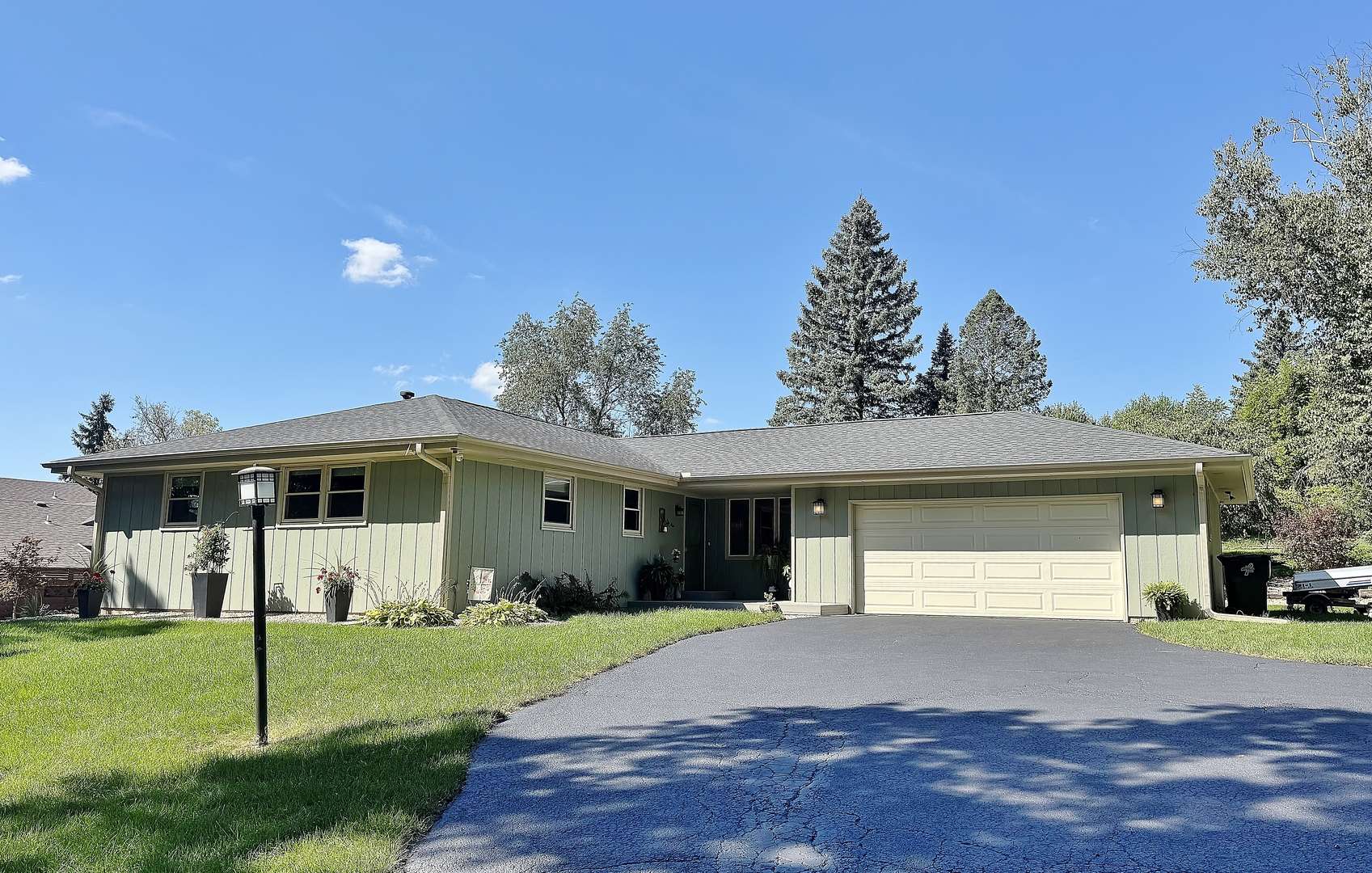12632 NORTH GATE RD, Roscoe, IL 61073
