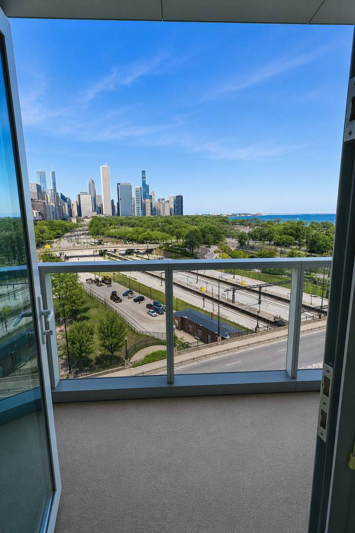 1201 S Prairie AVE #903, Chicago, IL 60605