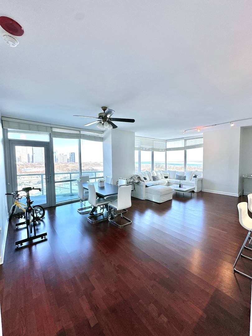 1201 S Prairie AVE #903, Chicago, IL 60605