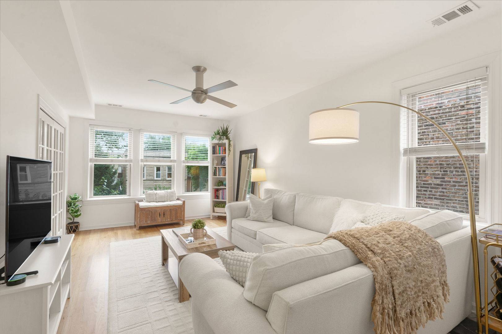 3134 N CLIFTON AVE #3E, Chicago, IL 60657