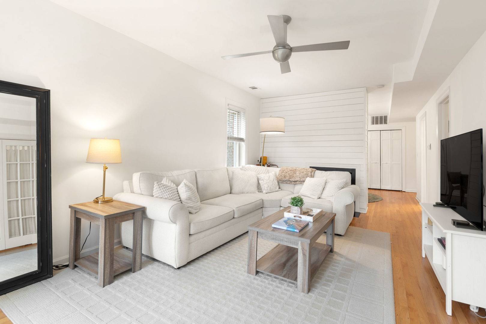 3134 N CLIFTON AVE #3E, Chicago, IL 60657