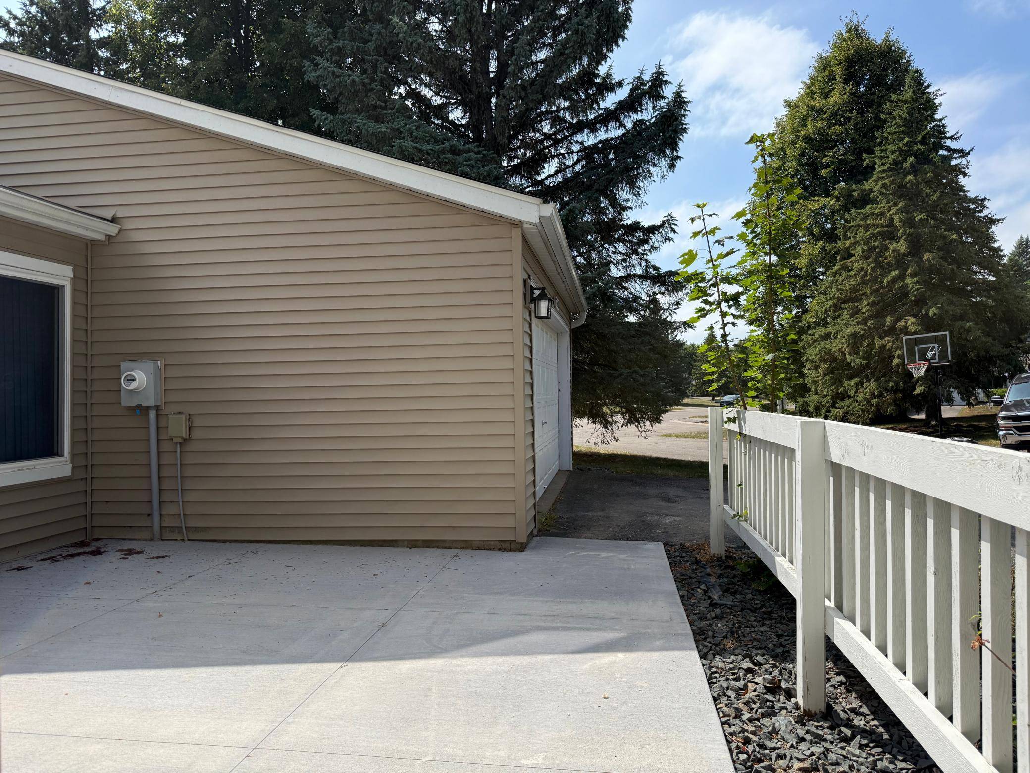 2527 Wimbledon PL, Woodbury, MN 55125