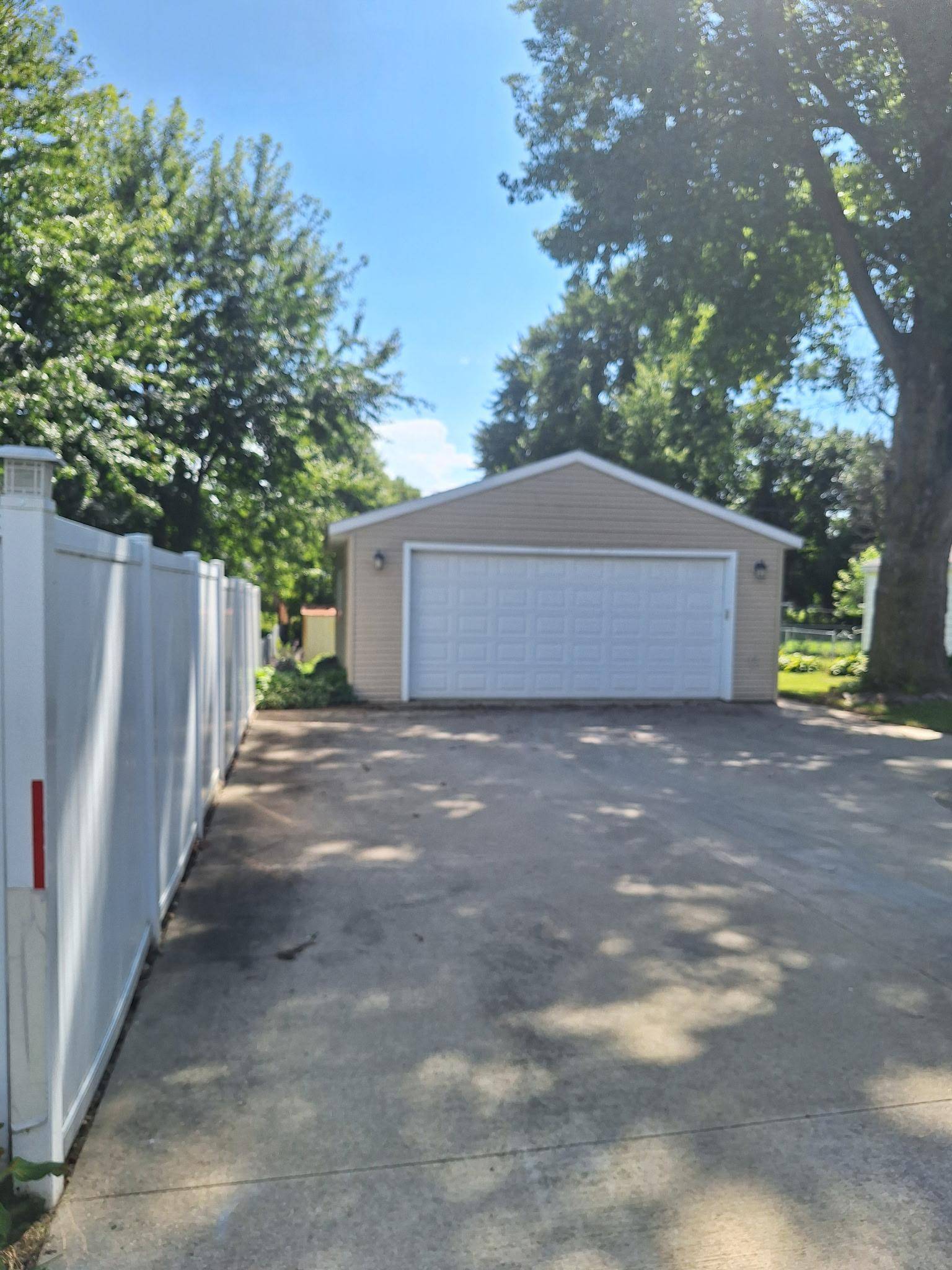 806 8th AVE SE, Austin, MN 55912