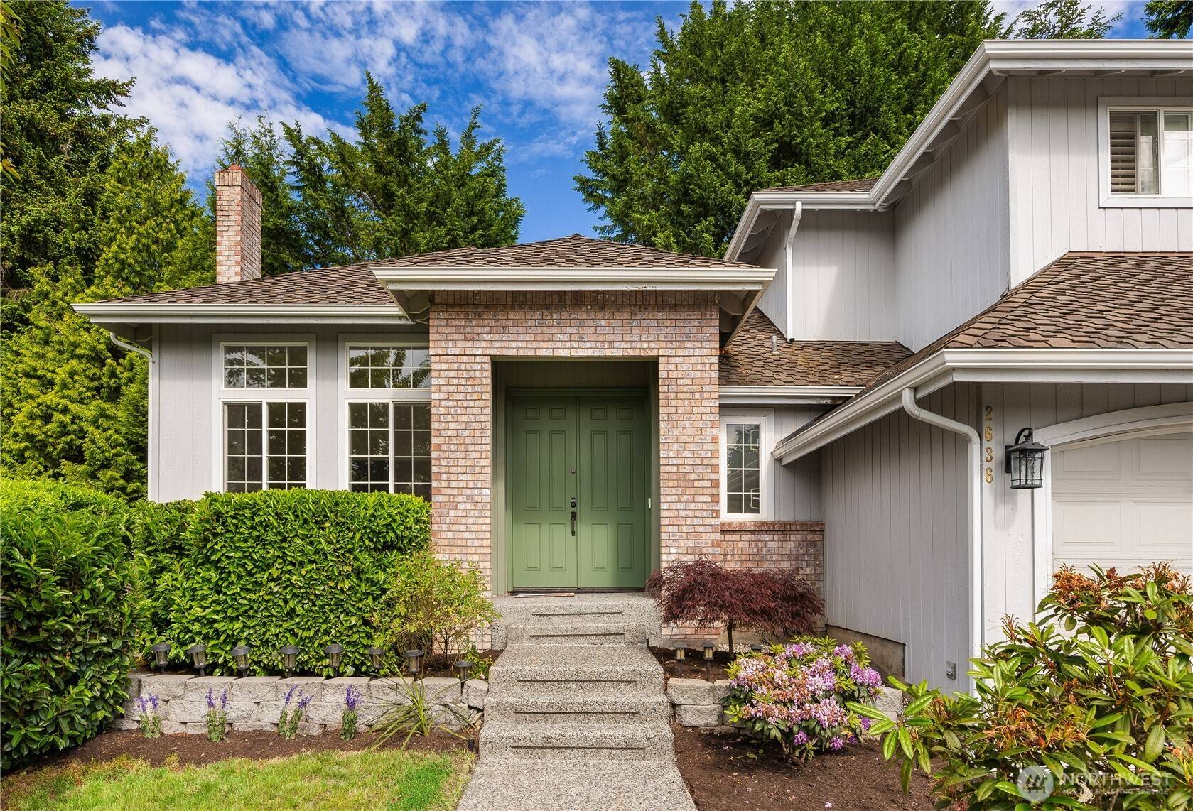 2636 232nd PL SE, Sammamish, WA 98075