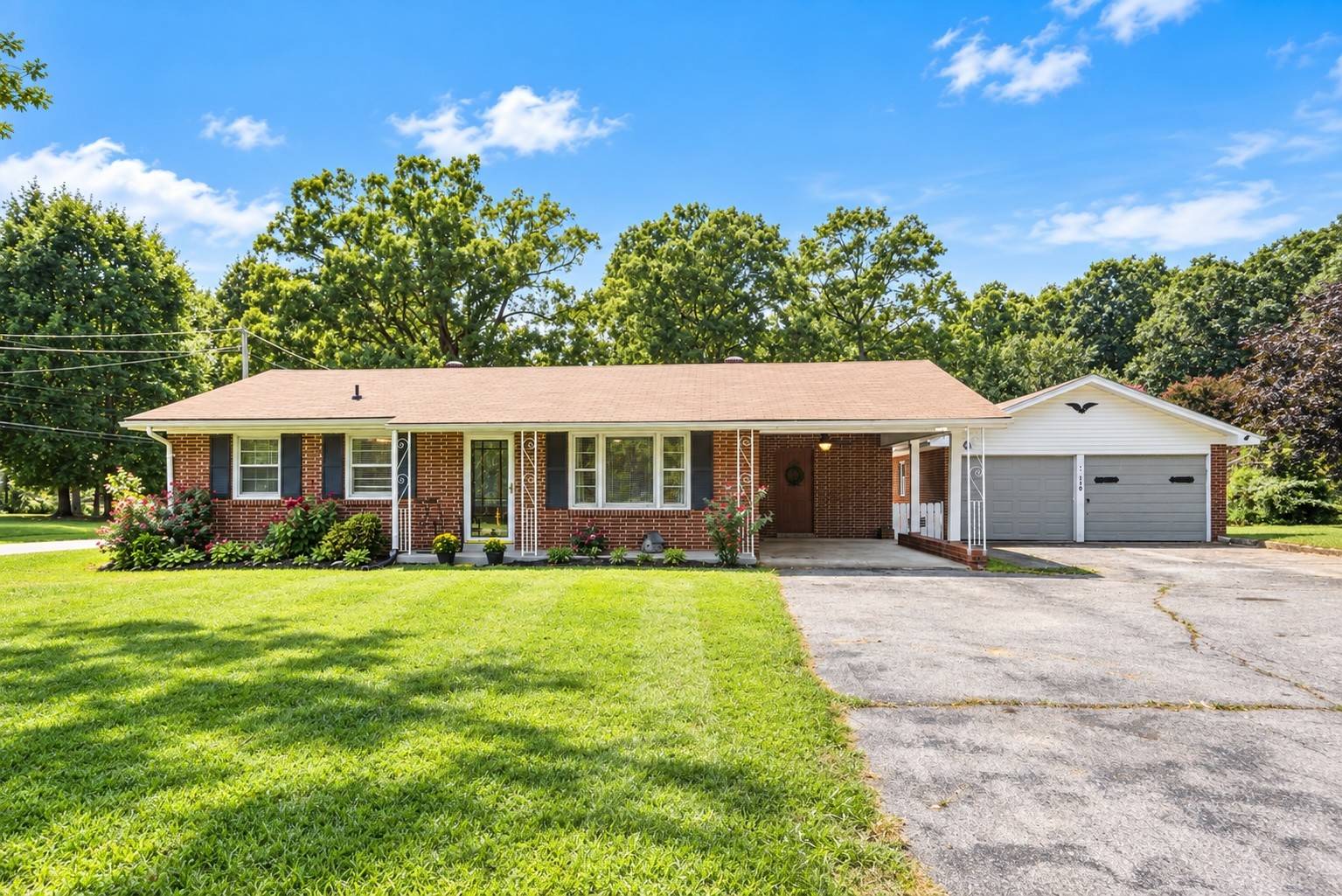 130 Payne Springs Rd, Dickson, TN 37055