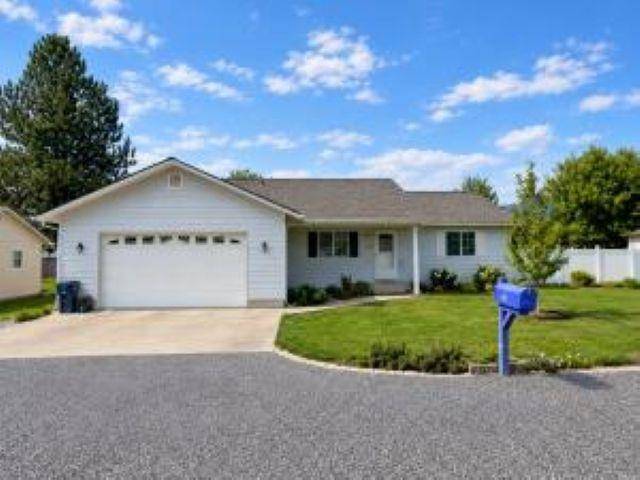 154 E Evergreen Dr, Kettle Falls, WA 99141