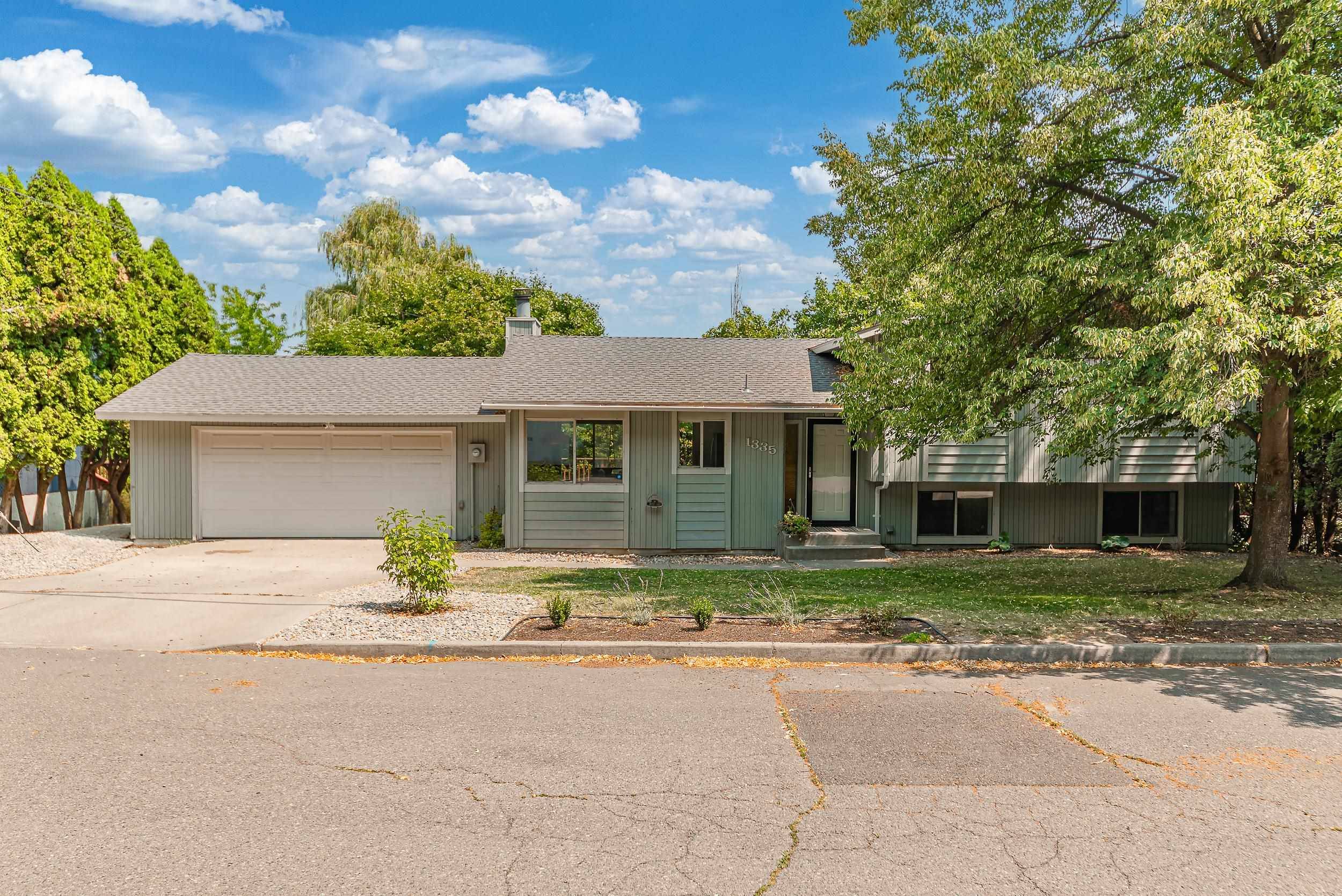 1335 S Ben Burr Blvd, Spokane, WA 99202