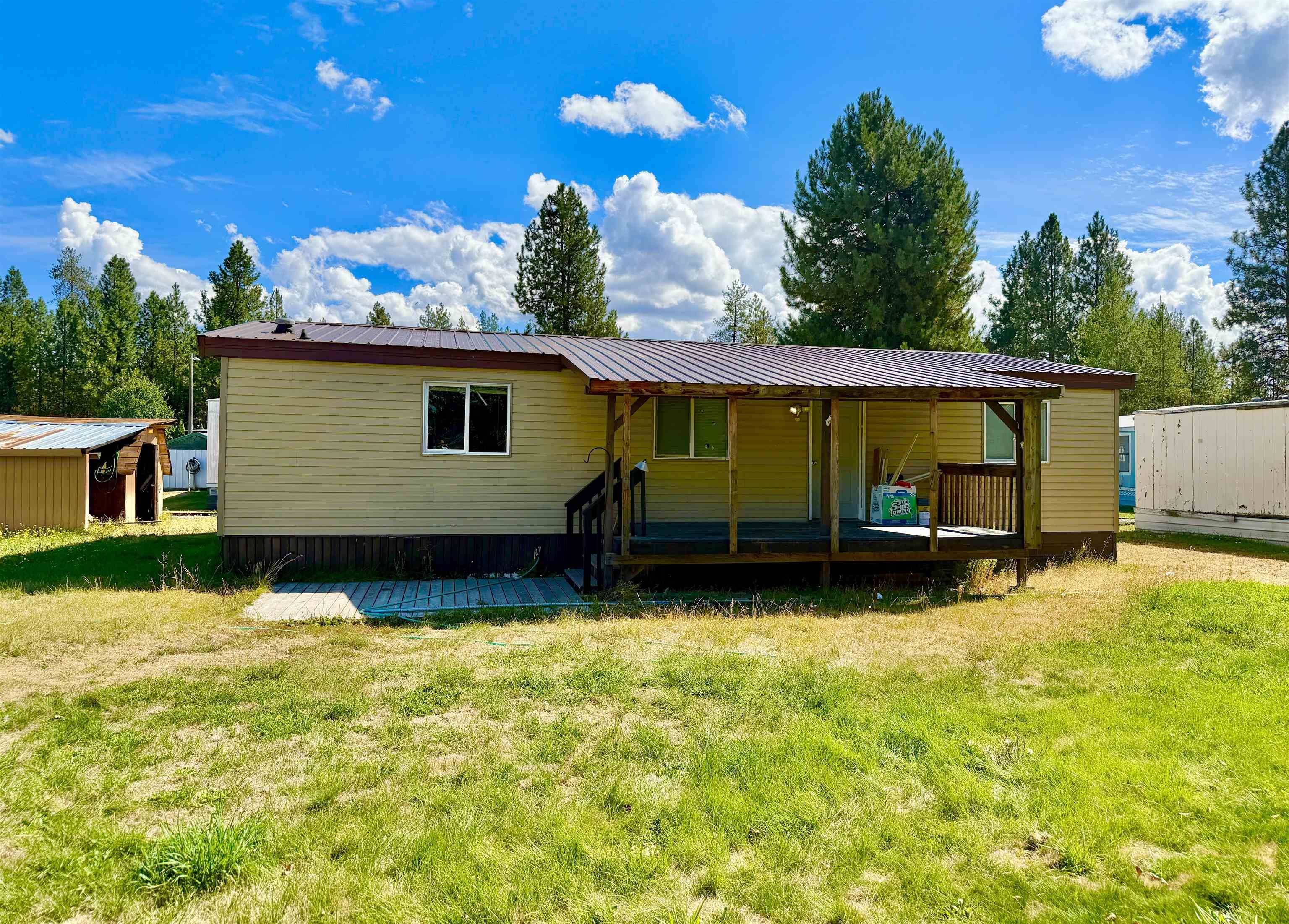 40414 N Newport Hwy #40 Hwy ##40, Elk, WA 99009