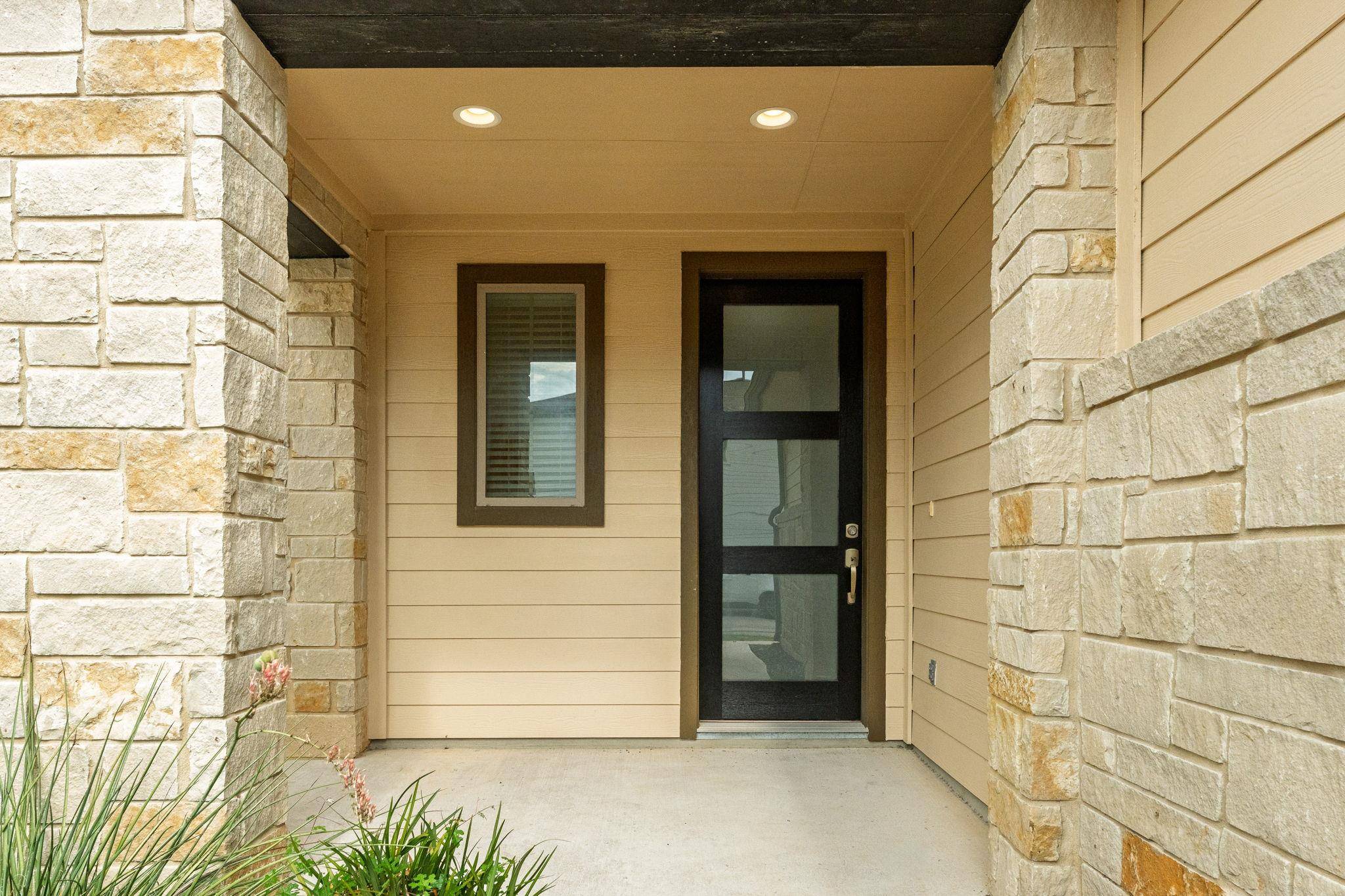 13513 Feldspar DR, Austin, TX 78729