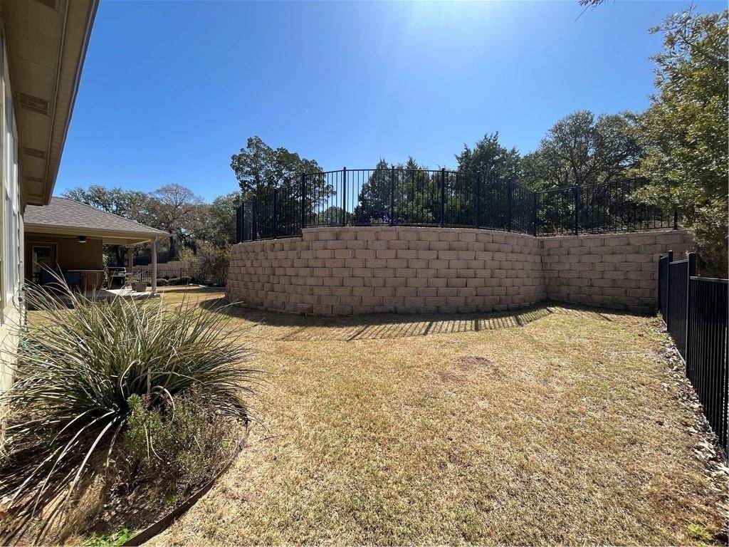 211 Hobby ST, Georgetown, TX 78633