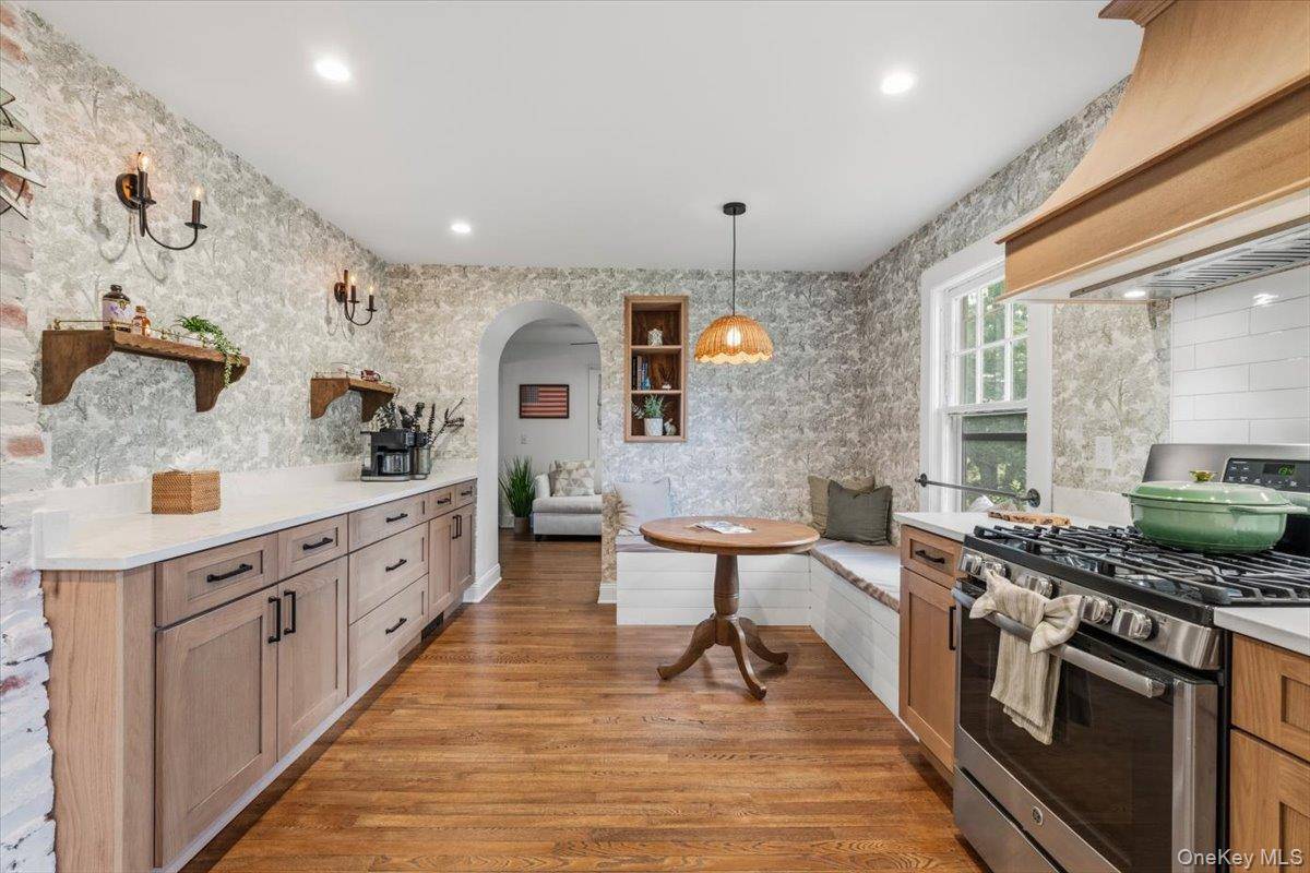 309 Church LN, Aquebogue, NY 11931
