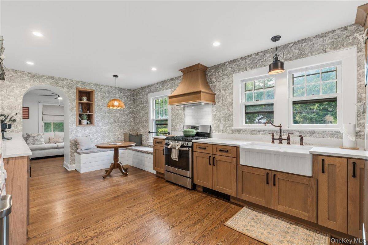 309 Church LN, Aquebogue, NY 11931