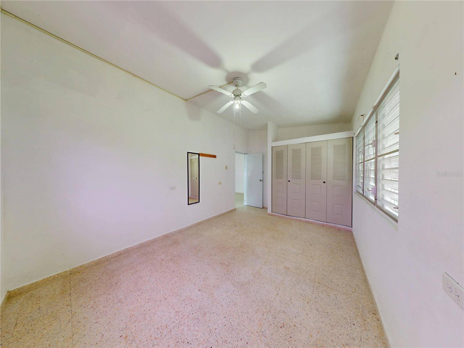 13 CALLE LOS ROBLES, URB REPARTO ROBLES, Anasco, PR 00610