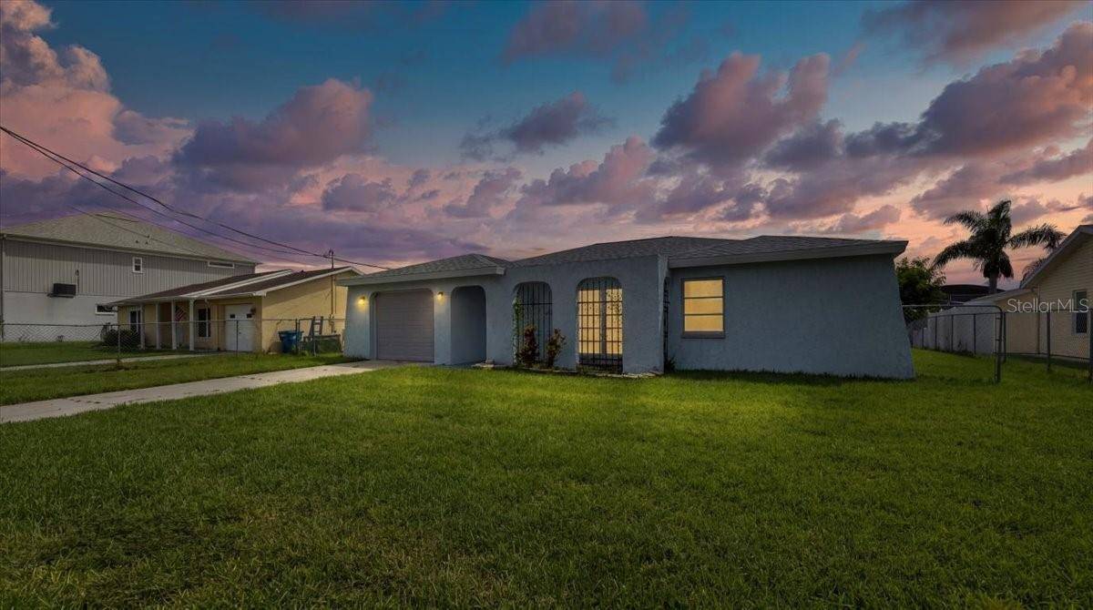 4284 COLUMBUS DR, Hernando Beach, FL 34607