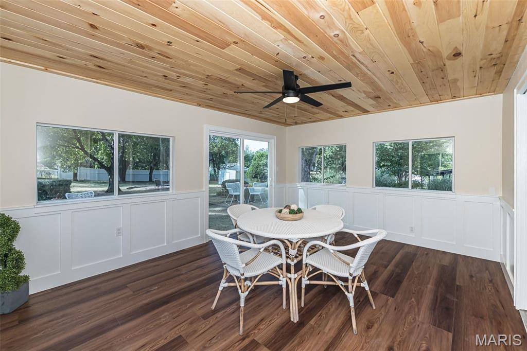 29 Mill Race DR, St Peters, MO 63376